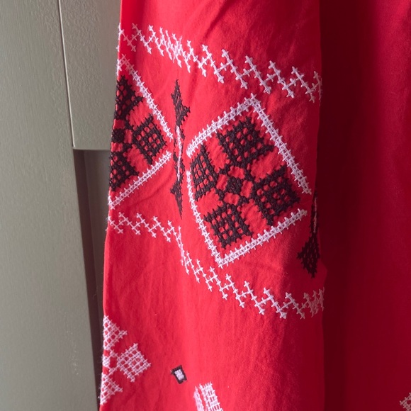 Zara Woman Red Embroidered Long-Sleeve Blouse Size L Excellent Condition - Picture 2 of 9